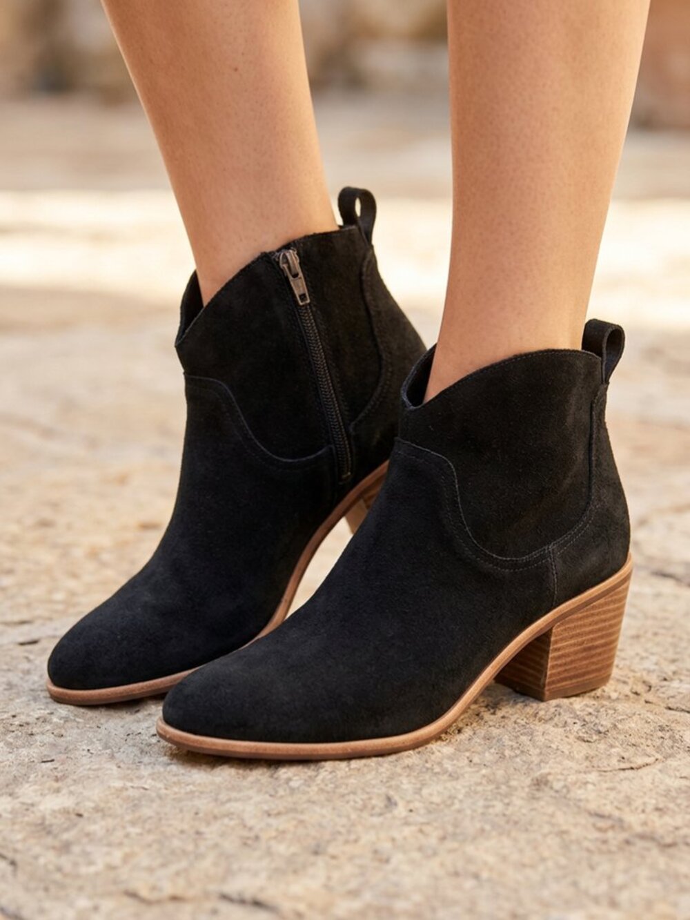 Ugg Kingsburg booties black suede heeled ankle boots